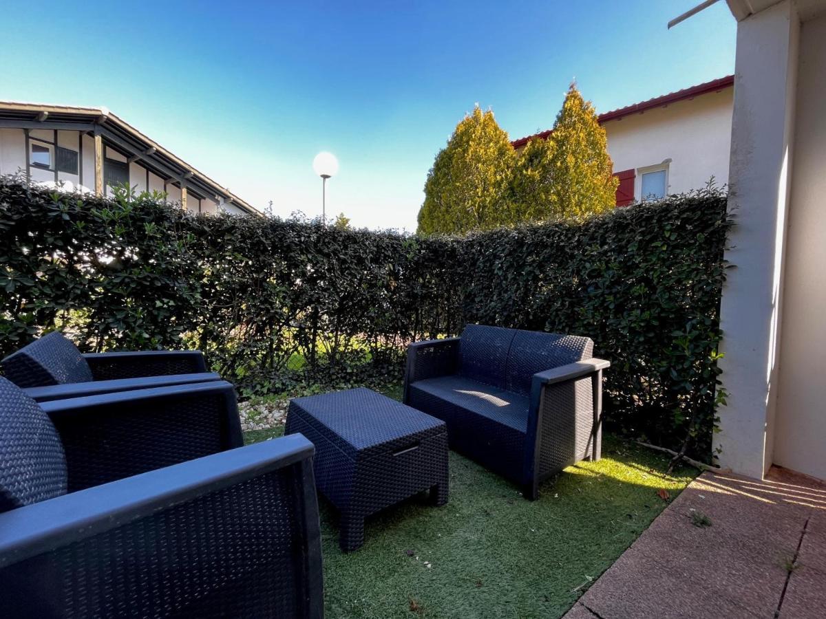 Bel Appartement T3 Avec Jardin, Piscine Et Parking, Proche Plage A Hendaye - Fr-1-239-739 Eksteriør billede